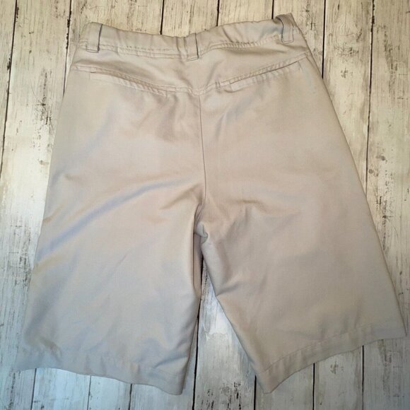 Nike Golf Tour Performance Dri-Fit Shorts / Women’s Large / Bermuda / Beige - Picture 7 of 7